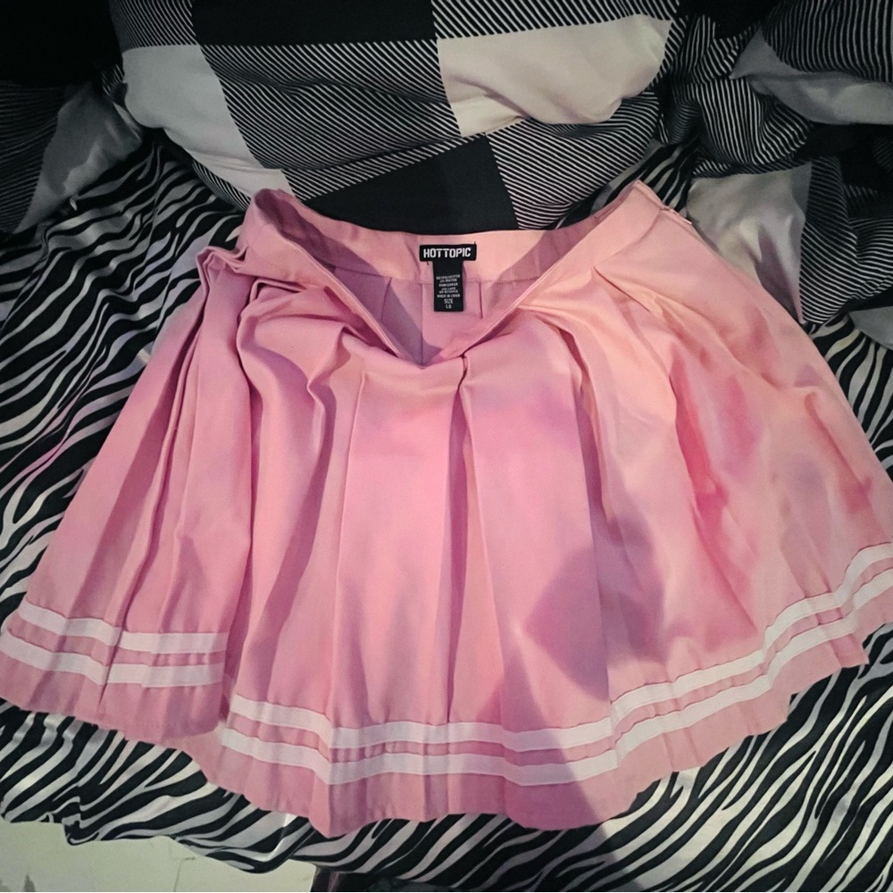 Hot Topic Pink with white stripe pleated cheerleader skirt - size large